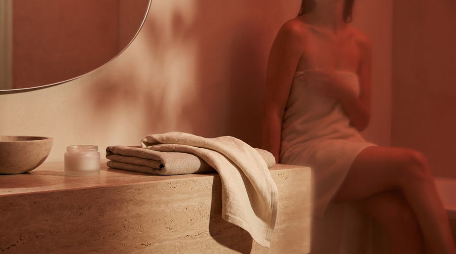 Red Light Therapy for Cellulite: What the Science Actually Shows