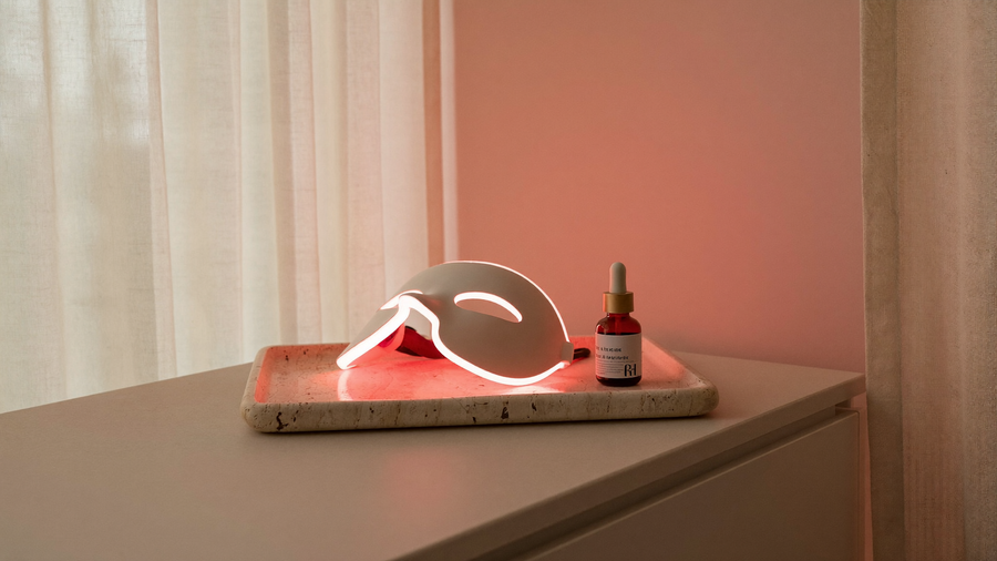 Red Light Therapy Morning or Night: When Is the Best Time?